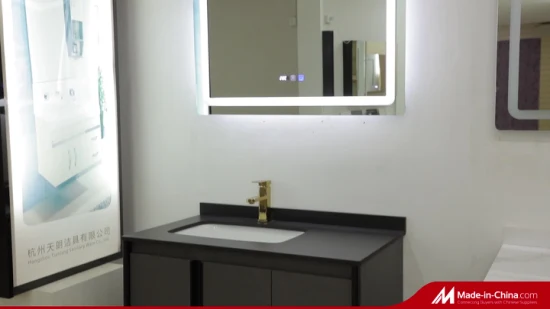 Specchio da bagno elegante decorativo con cornice in metallo nero dorato a forma di uovo ovale